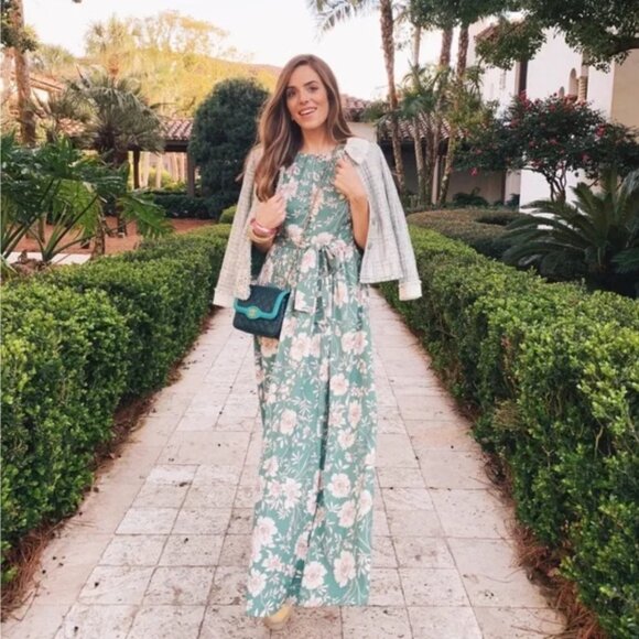 Gal Meets Glam Shannon Dress in Jade / Ivory - Picture 3 of 16